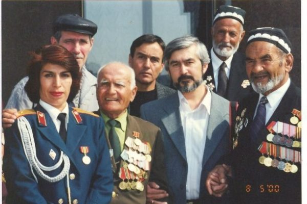 Хусравов Озиршо