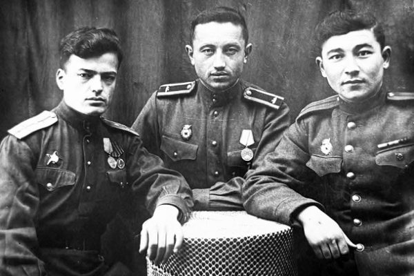 Ҷанговари Ҷанги Бузурги Ватанӣ – олими намоён, академик